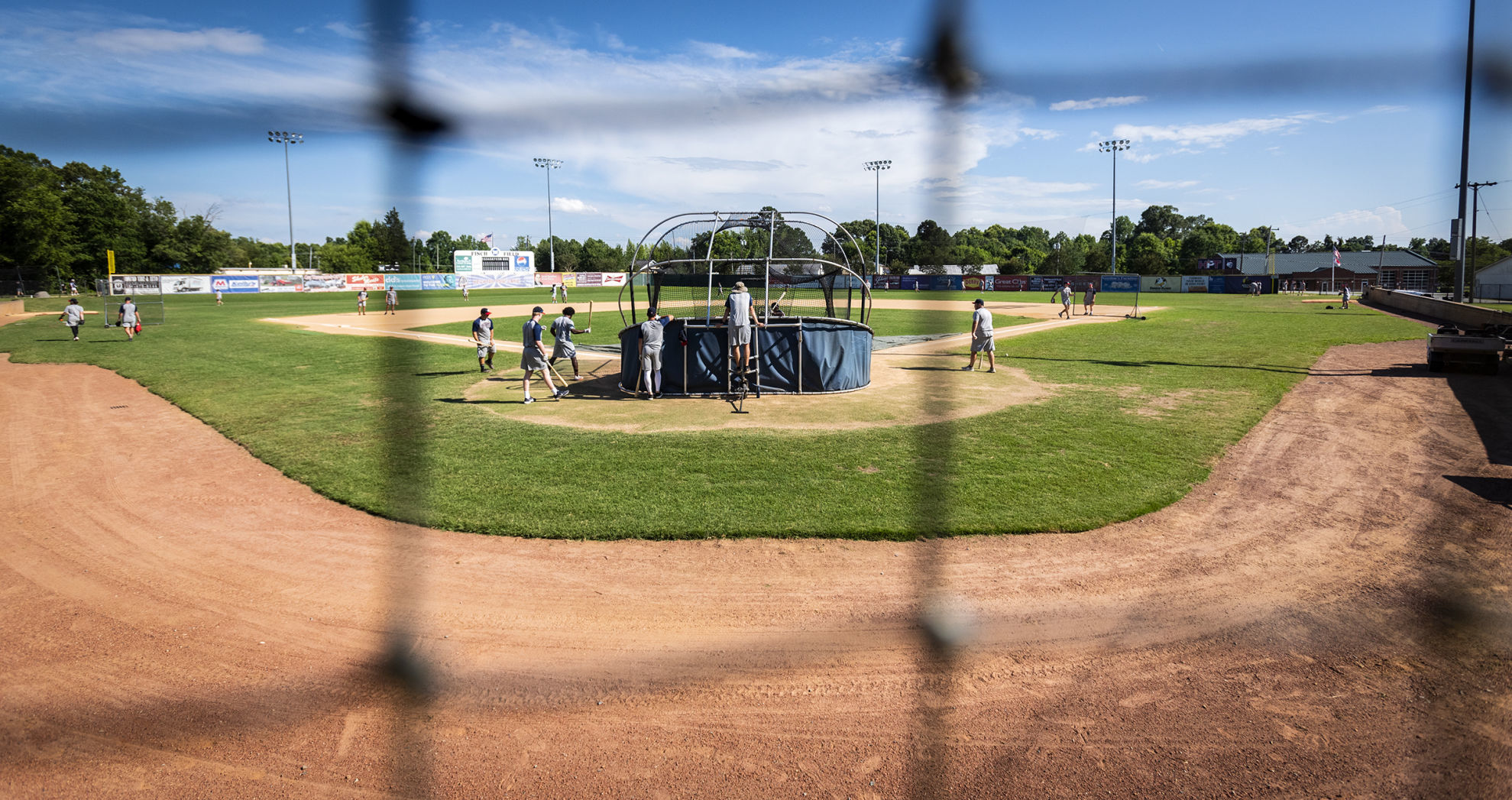 HiToms